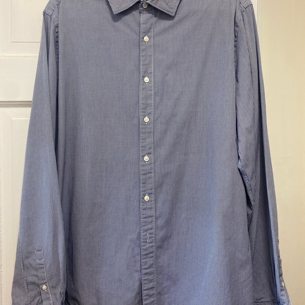 Bloomingdale’s Men's Blue Button-Up Dress Shirt XL
